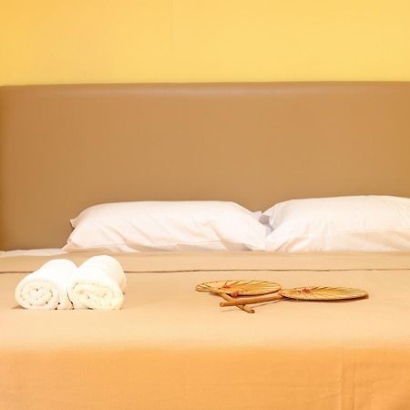 Baankhon Private Room In Thai House Check In By Yourself Code Inbox Adult Only بانكوك المظهر الخارجي الصورة
