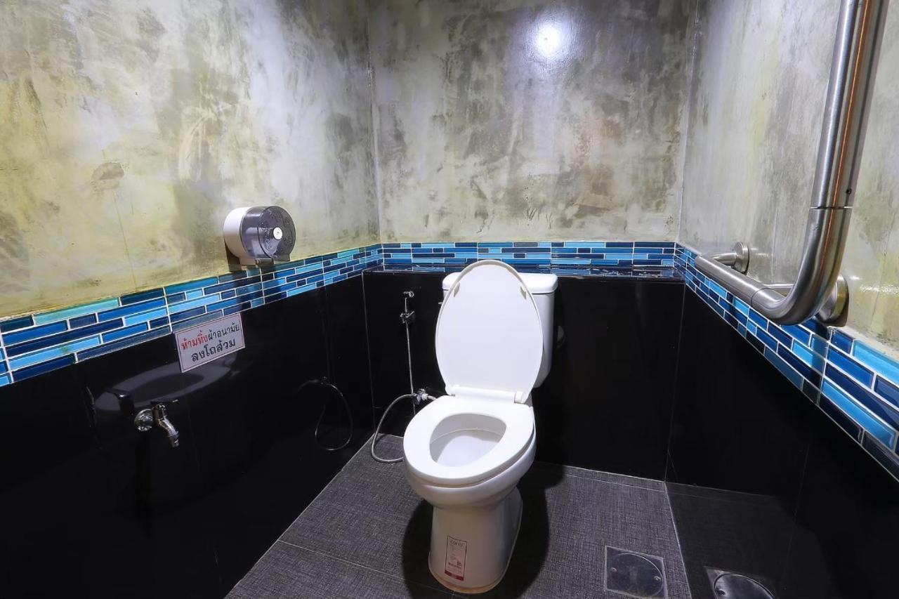 Baankhon Private Room In Thai House Check In By Yourself Code Inbox Adult Only بانكوك المظهر الخارجي الصورة