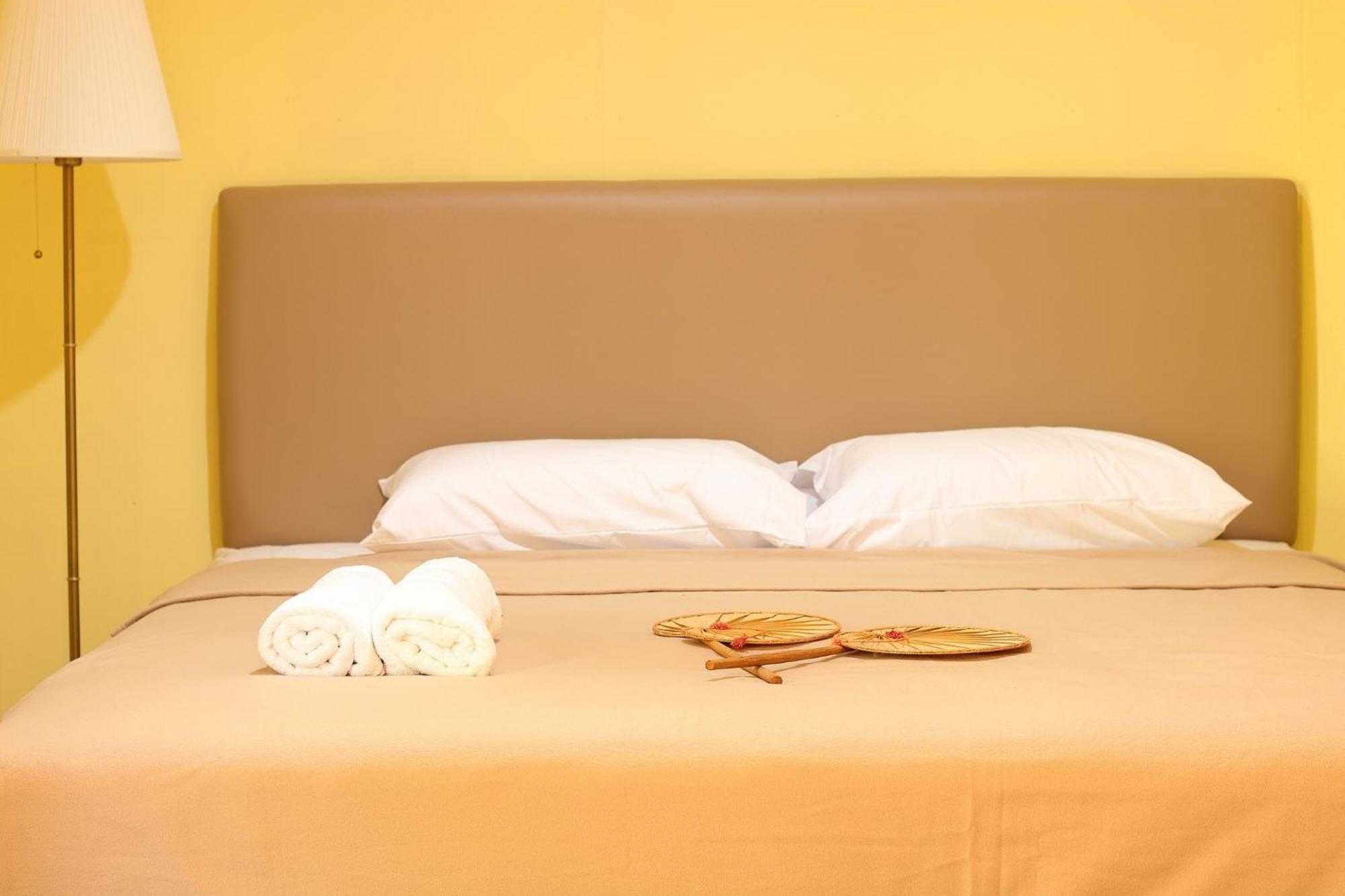 Baankhon Private Room In Thai House Check In By Yourself Code Inbox Adult Only بانكوك المظهر الخارجي الصورة