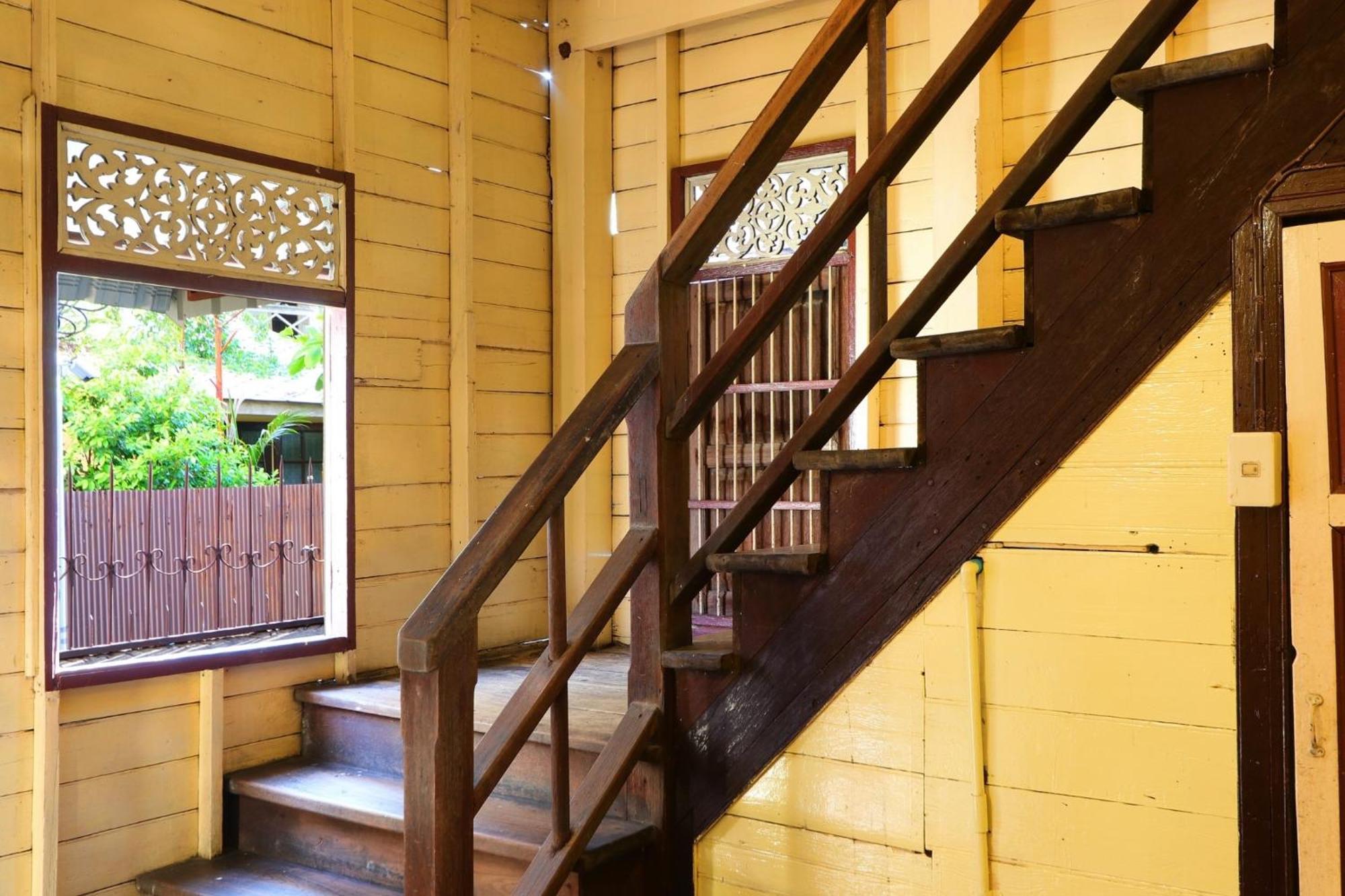 Baankhon Private Room In Thai House Check In By Yourself Code Inbox Adult Only بانكوك المظهر الخارجي الصورة